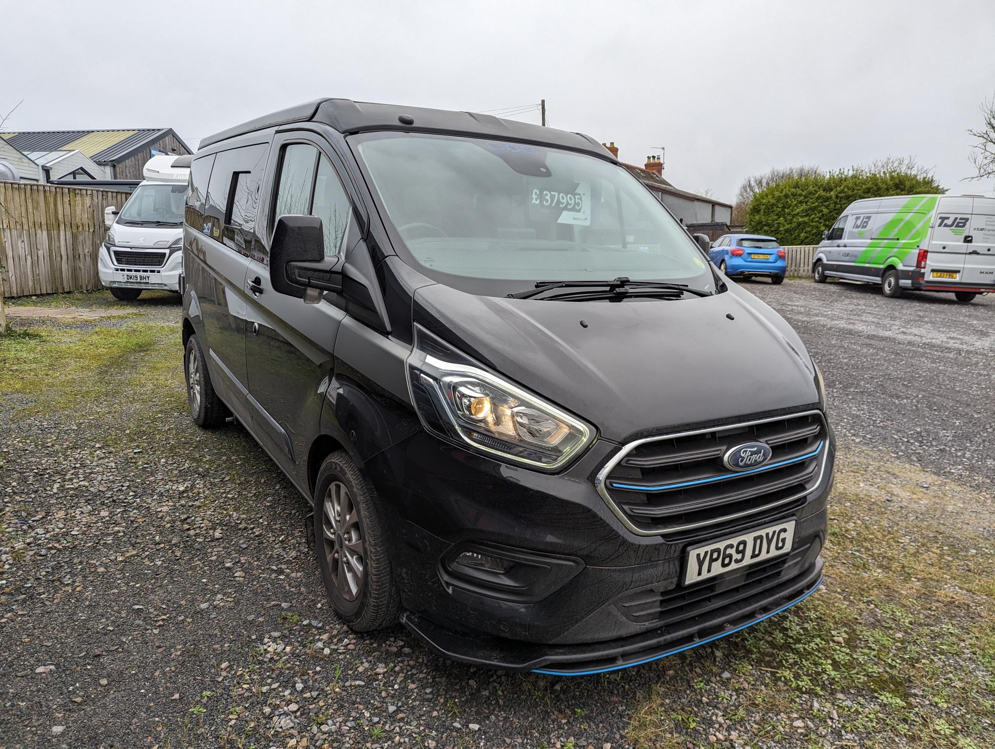 FORD TRANSIT CUSTOM LIMITED For Sale Thumb