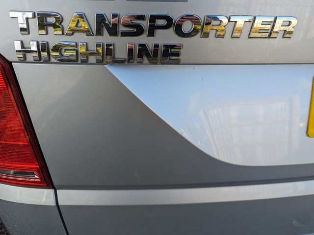 VOLKSWAGEN TRANSPORTER HIGHLINE TDI (DSG AUTO) For Sale Thumb