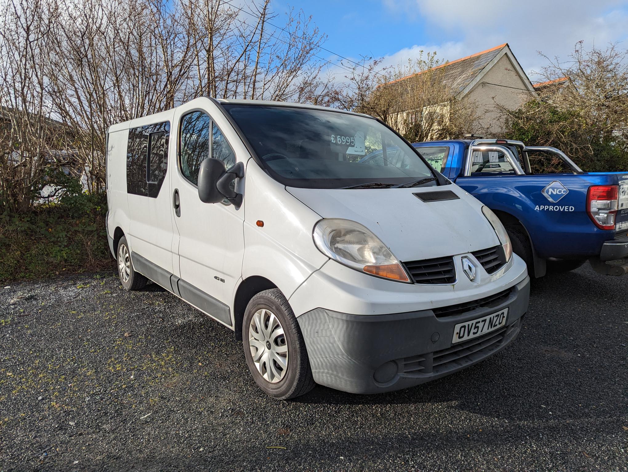 2007 shop renault trafic