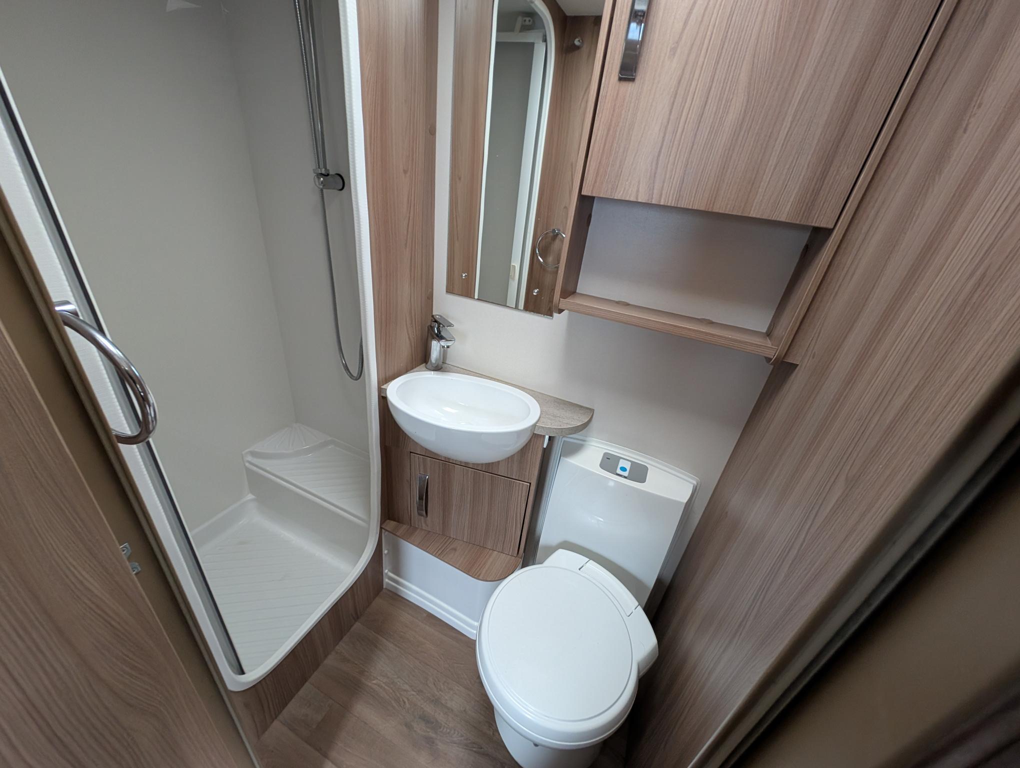 SWIFT CHALLENGER SPORT 586 For Sale Thumb