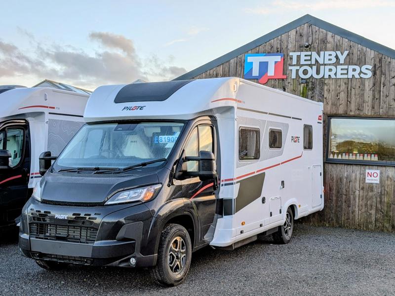 PILOTE P740FC EVIDENCE (AUTO) For Sale